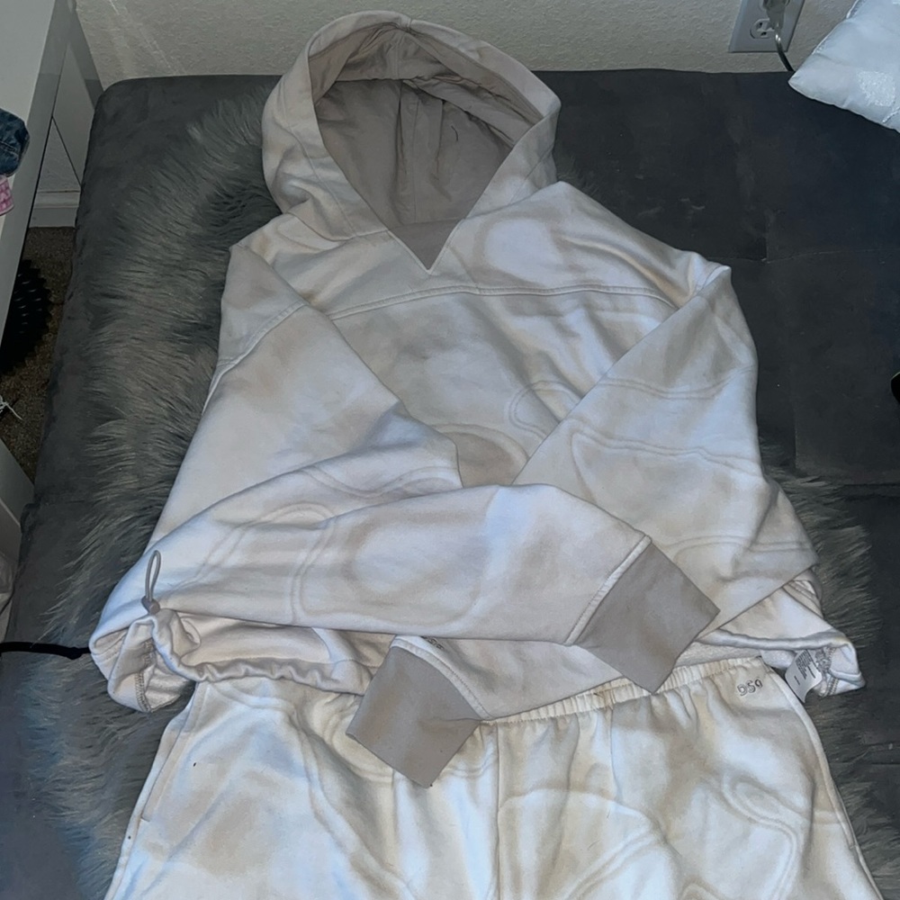 DSG 2-Piece Set Sweatshirt and Shorts